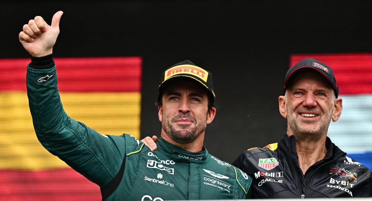 Fernando Alonso y Adrian Newey, juntos.