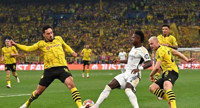 El Mallorca explica todos los nombres de su mercado de fichajes: “Nada cambió respecto a Hummels”