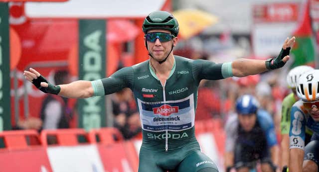 Nuevo sprint ganador de Kaden Groves para apuntalar La Vuelta más australiana