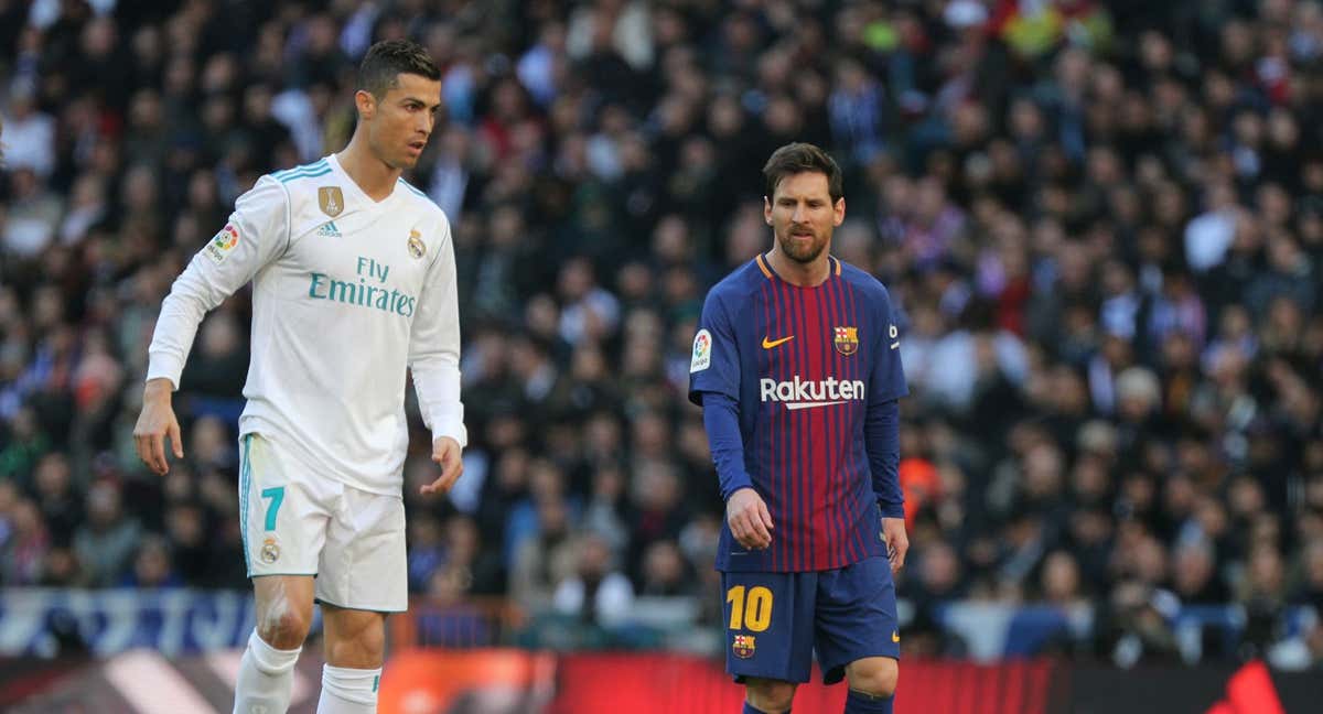 Leo Messi y Cristiano Ronaldo, en un Clásico.