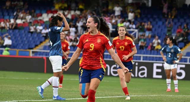 Amezaga se desboca y mete a la selección en octavos del Mundial