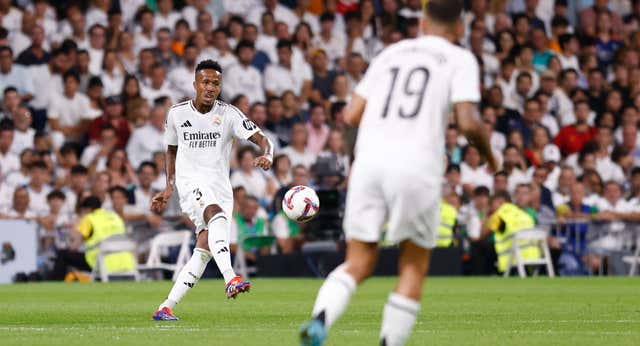 Ancelotti tiembla con el parte de guerra y Vallejo cruza los dedos