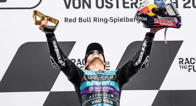 David Alonso: de bajar llorando de su moto en su primera carrera a mandar en Moto3 y saltar a Moto2 en 2025