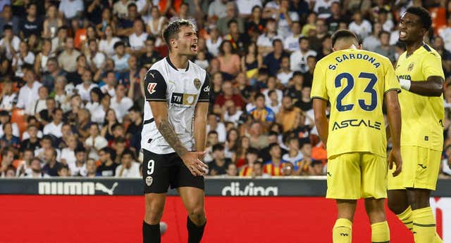 Hugo Duro se lesiona, Dani Gómez sigue entre algodones y Rafa Mir con su futuro en el aire