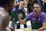 El «si hay lesionados será más fácil» que pone de manifiesto el 'bendito' problema de Ibon Navarro en Unicaja