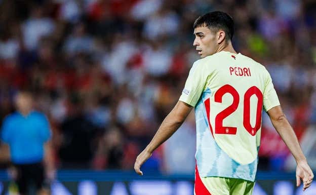 Pedri, contra Serbia.  RFEF