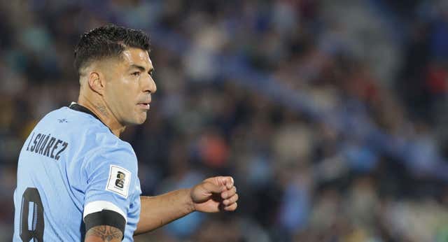 Luis Suárez se despide sin premio, pero Uruguay continúa segunda