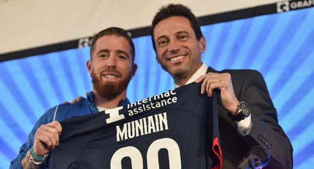 Muniain se presenta con la ’80’ de San Lorenzo… ¡y le piden que se lleve a Iñaki Williams!