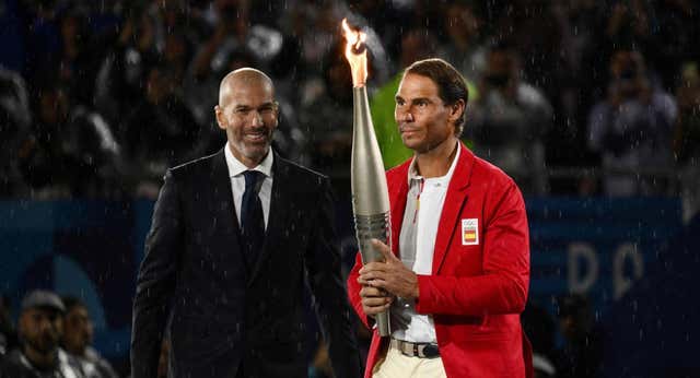 Las ‘locuras’ que París descartó para la ceremonia de los Juegos: “Queríamos colgar a Zidane de un helicóptero”