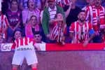 Un código QR, una habitación que graba todo, una denuncia... Así se detecta (y sanciona) a un racista en un estadio: «Les pillas siempre»