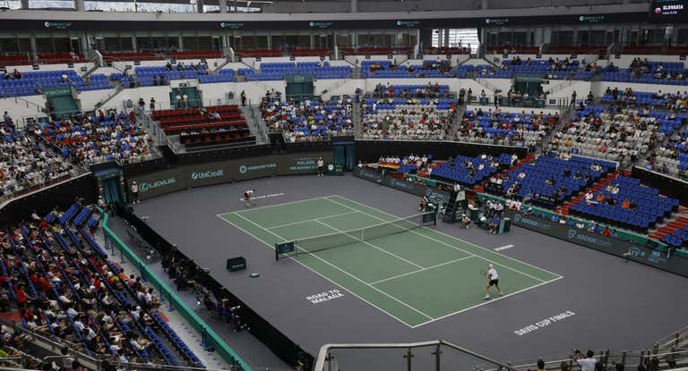 El estadio de Zhuhai donde se está disputando el grupo de la Davis en el que están EEUU, Alemania, Eslovaquia y Chile.