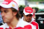 La prensa británica vuelve a las andadas: demoniza a Oscar Piastri, protege a Lando Norris y tantea a Fernando Alonso