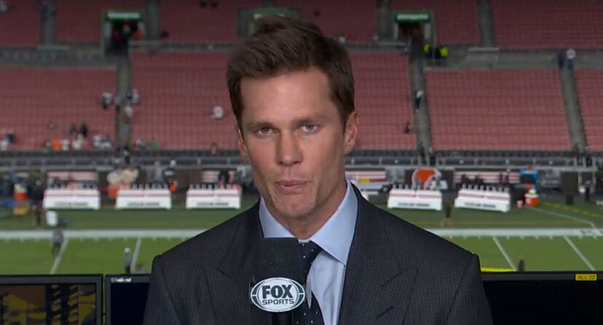 Tom Brady, durante una transmisión de NFL.