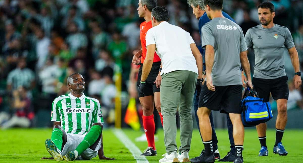 William Carvalho abandonó lesionado el Betis-Leganés.