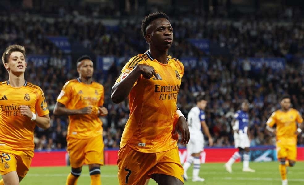 Vinicius y Mbappé desatascan al Madrid y le dan tres 'palos' a una gran Real