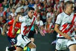 El debut de James Rodríguez se celebra con una épica remontada