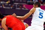 Nicolas Batum, el hombre que golpeó a Navarro y se convirtió en 'enemigo' de España, pone fin a su carrera internacional