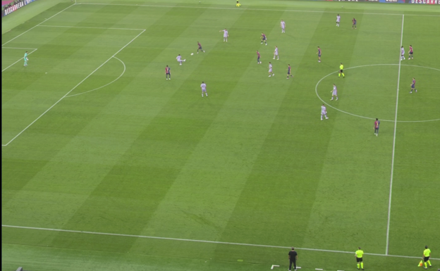 El Athletic termina rechazando la pelota.  WYSCOUT