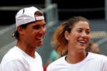 Muguruza le muestra a Nadal que se puede disfrutar tras la retirada: “Ve a casa, coge el barco…“