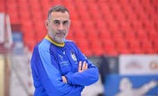 David Pisonero sorprende compaginando los banquillos de Recoletas Valladolid e Israel