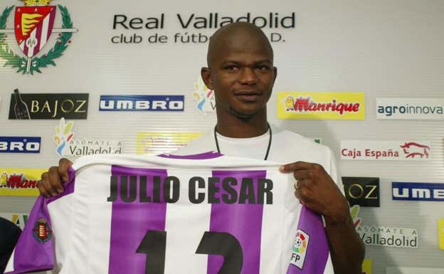 Julio César, el día de su presentación con el Valladolid.  EFE
