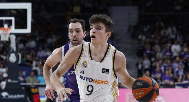 Hugo González, la perla del Real Madrid sigue los pasos de Rudy: «Ya es uno más»