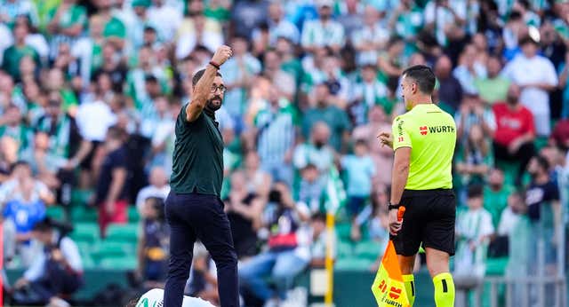 Bordalás anima a Ter Stegen y Rodri, y pide el Balón de Oro para el internacional español