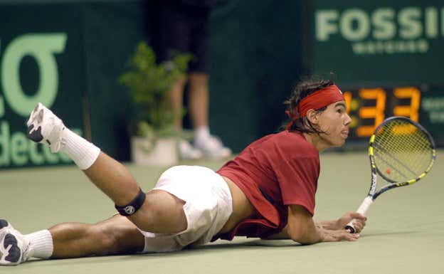 Rafa Nadal, durante su debut en la Copa Davis.  AFP PHOTO JOE KLAMAR