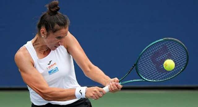 Sara Sorribes sobrevive al mayor maratón del tenis femenino en la última década