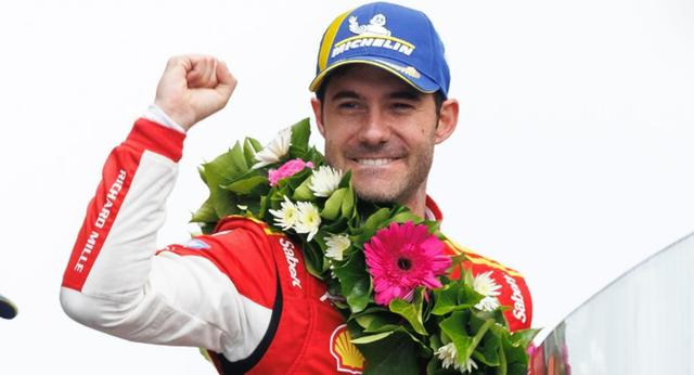 Miguel Molina, un campeón vestido de rojo: «A la gente se le llena la boca al hablar de Ferrari»
