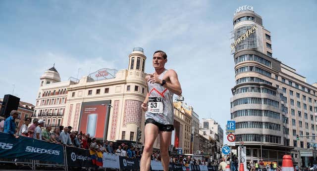 La marcha sigue creciendo en Madrid: «El asfalto de la Gran Vía es mejor que el de la Torre Eiffel»