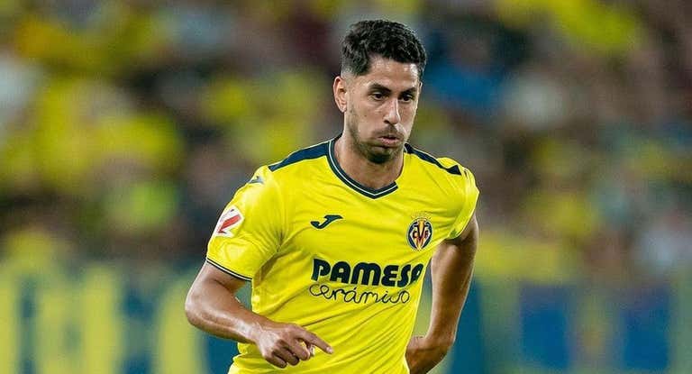 Ayoze Pérez jugando un partido con el Villarreal.