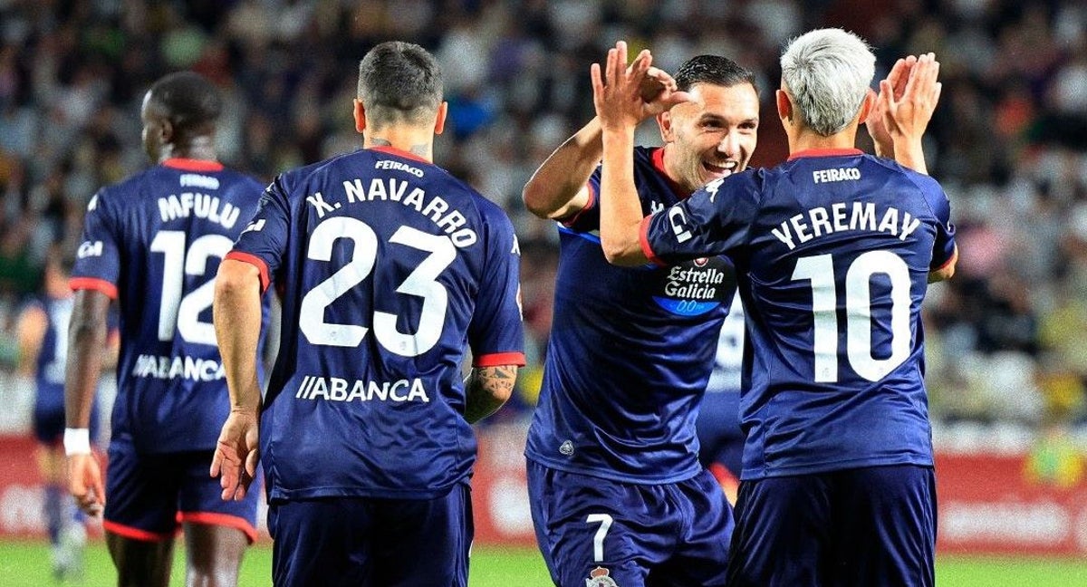 El Depor celebra uno de los goles.