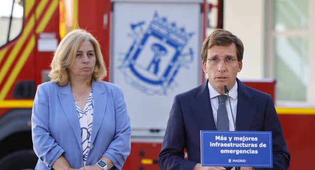 José Luis Martínez-Almeida condena el «bochorno» que presenció en el derbi: «Sentí estupor como alcalde»