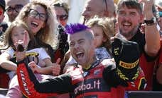 Enorme Álvaro Bautista: gana en Aragón tras 161 días... pero Razgatlioglu se escapa