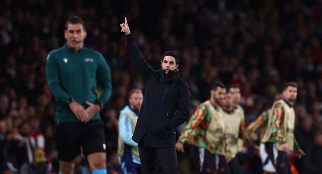 Mikel Arteta saca los colores al PSG y penaliza el castigo de Luis Enrique a Dembélé