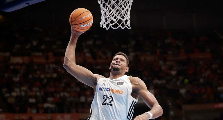 Edy Tavares durante un partido con el Real Madrid.