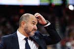 Tres derrotas consecutivas y una «pesadilla» incrementan las dudas en un nuevo Real Madrid que pide «calma»