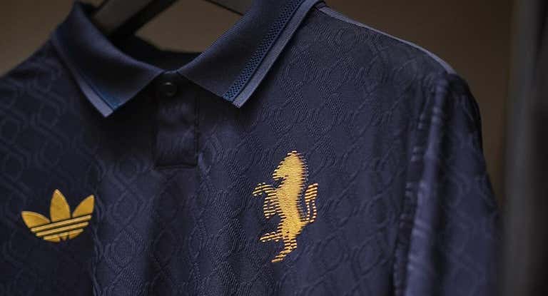 Tercera camiseta de la Juventus para esta temporada.