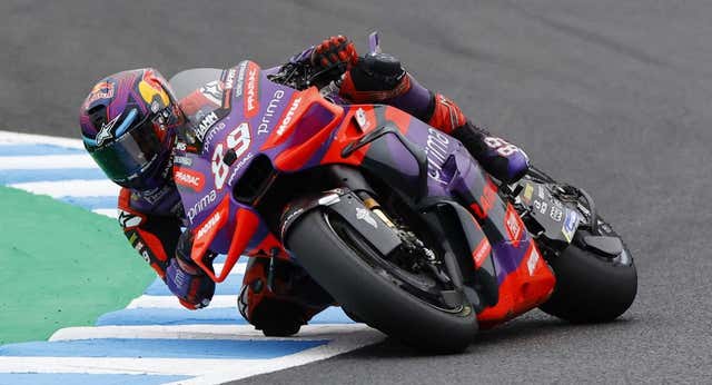 Martín apuesta todo a una salida como la del sprint para salvar el domingo contra Bagnaia