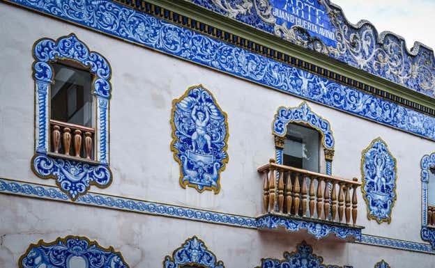 Un edificio en Manises. MANISES