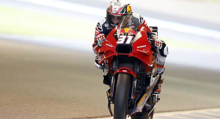 Pedro Acosta rodando en Motegi.
