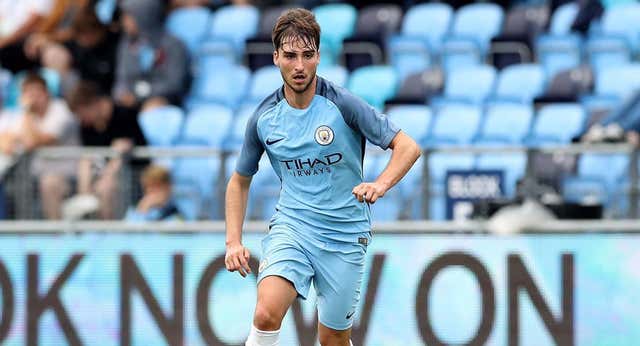 El español que jugaba en el City y ahora hace radiografías en un hospital: “No quería saber nada del fútbol”