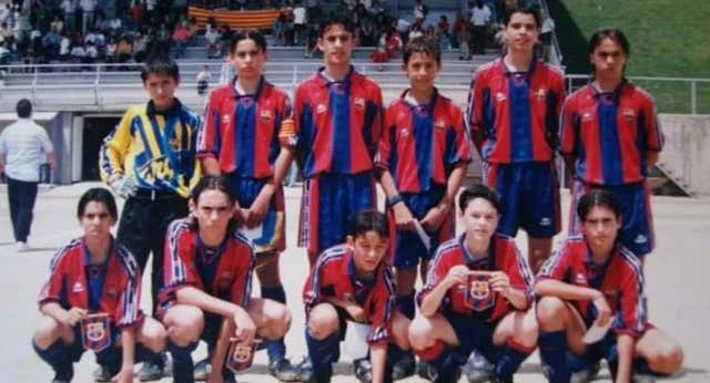 El socio de Andrés Iniesta en el famoso vídeo de ‘soy del Madrid a todo poder’ sigue siendo su amigo: ‘Jorge, se acaba el balón…”