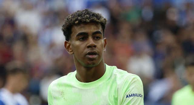Lamine Yamal explica su enfado en Mendizorroza: «La rabia tenía más que ver con mi forma de jugar que con el cambio; era conmigo mismo»