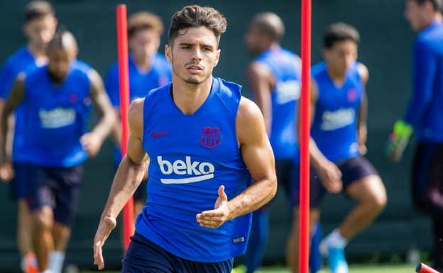 Ferran Sarsanedas, durante un entrenamiento con el primer equipo del Barça. CEDIDA