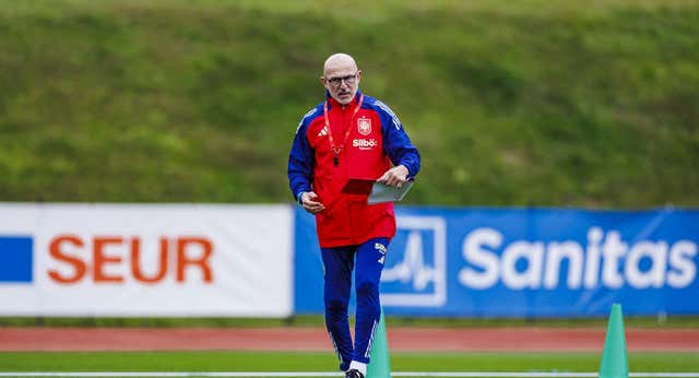 De la Fuente reclama a la RFEF un nuevo contrato: «Es posible que con Luis Enrique se hubiese solucionado ya»