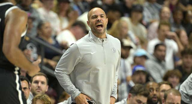 Jordi Fernández sorprende por su apuesta por Ben Simmons y por el ‘látigo’: «Es una de las más duras que he vivido en mi carrera»