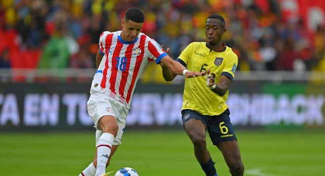 El renovado Paraguay de Gustavo Alfaro arranca un empate a Ecuador