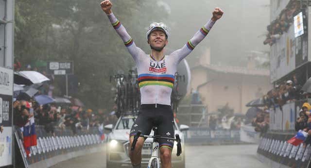 Así se convirtió Tadej Pogačar en el mejor ciclista de la historia: un sinfín de cambios y un santo grial en los hidratos de carbono
